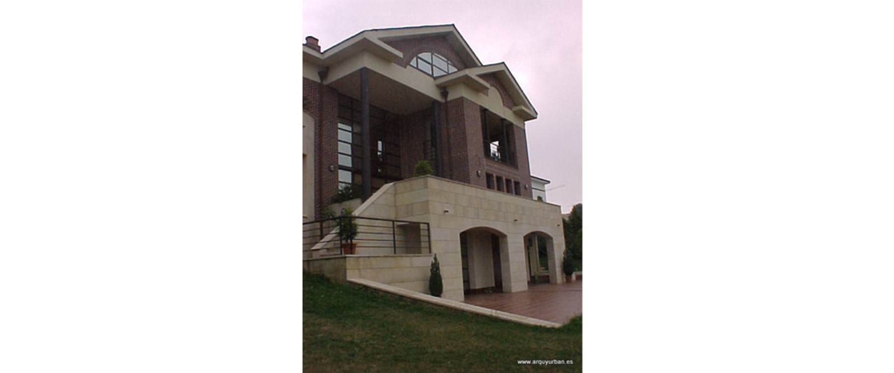 Vivienda Unifamiliar en Montealto, Oviedo