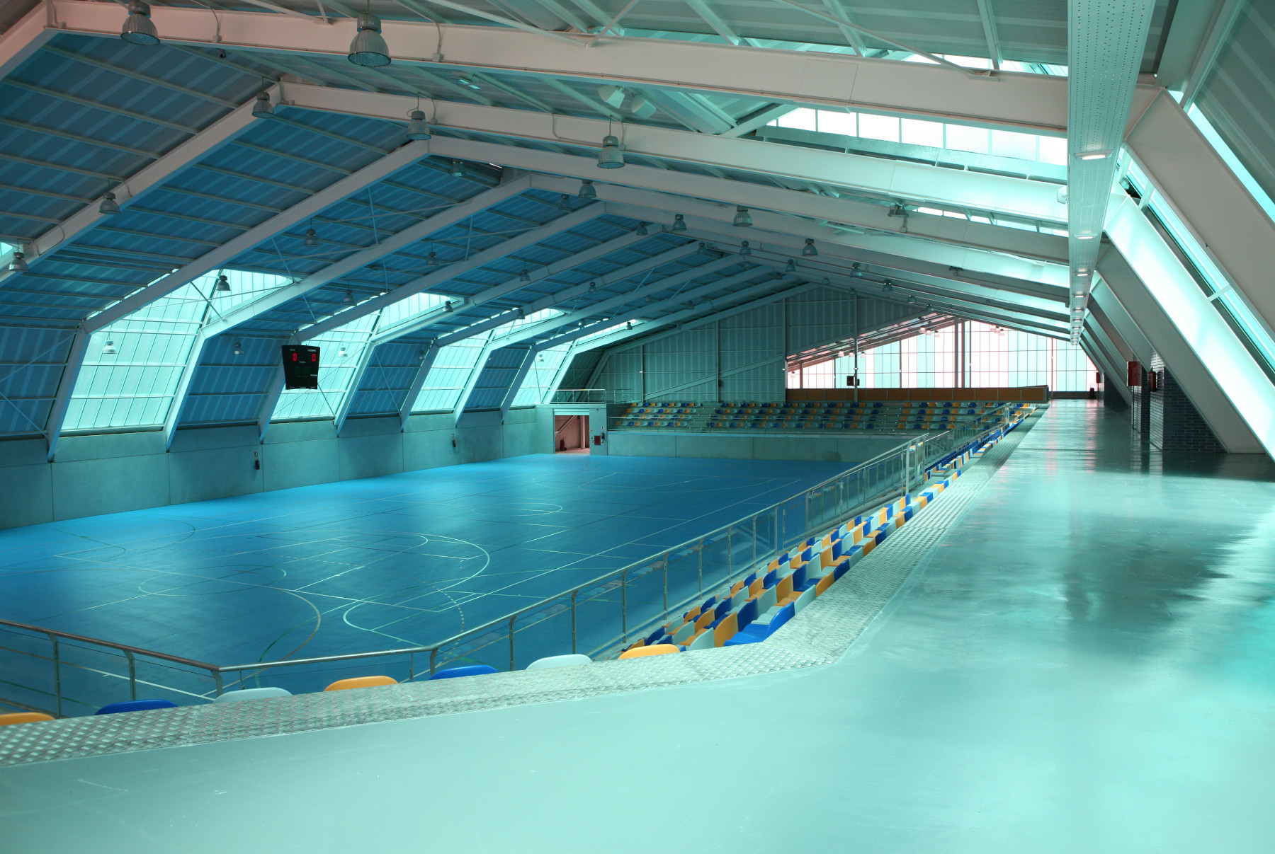 Instalaciones Deportivas Universitarias - MIERES