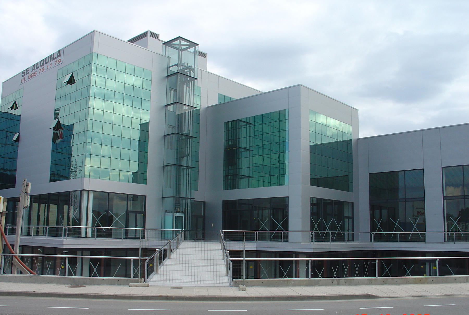 Edificio de Oficinas - OVIEDO